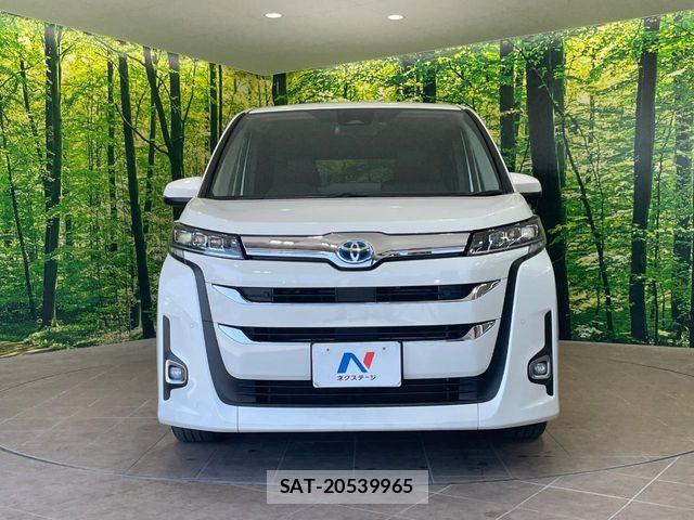 Toyota NOAH HYBRID 2022-09 8438036-14