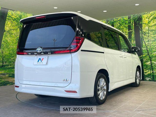 Toyota NOAH HYBRID 2022-09 8438036-17