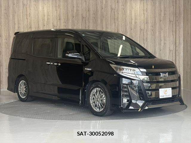Toyota NOAH HYBRID 2020-01 8458094-15