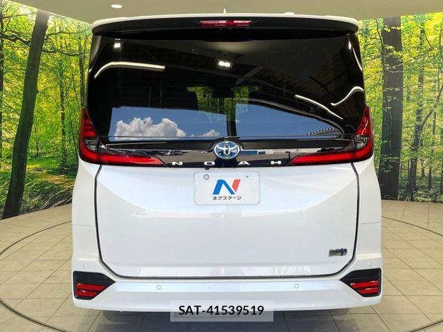 Toyota NOAH HYBRID 2023-05 8458093-15