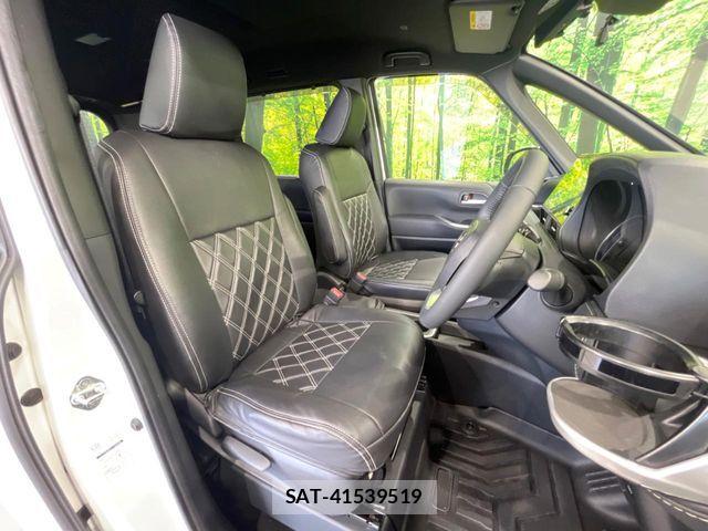 Toyota NOAH HYBRID 2023-05 8458093-7
