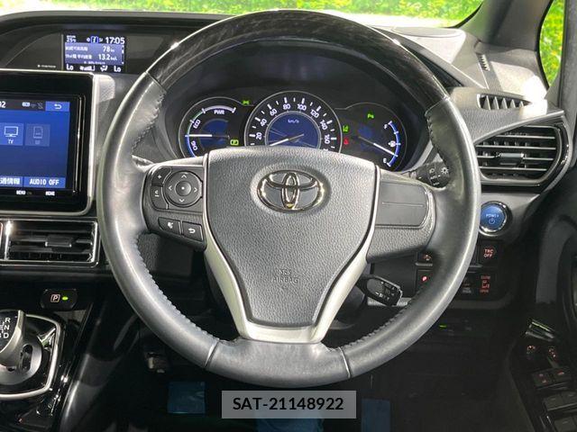 Toyota NOAH HYBRID 2021-06 8526300-10