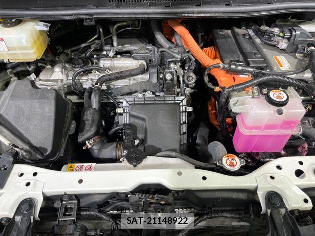 Toyota NOAH HYBRID 2021-06 8526300-17