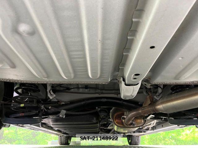 Toyota NOAH HYBRID 2021-06 8526300-18