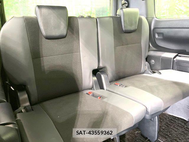 Toyota NOAH HYBRID 2020-03 8526302-9