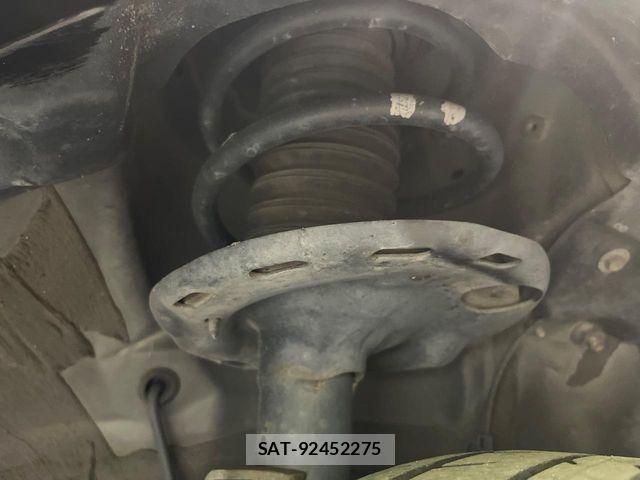 Toyota NOAH HYBRID 2021-03 8526303-19