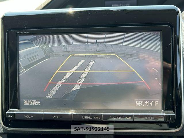 Toyota NOAH HYBRID 2016-01 8526306-21