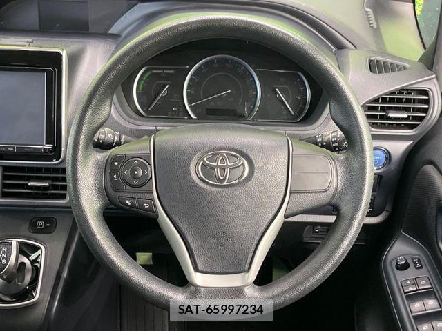 Toyota NOAH HYBRID 2014-03 8526305-11