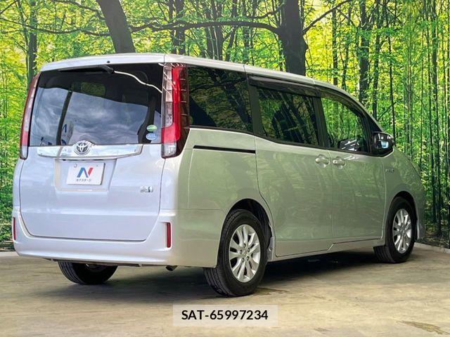 Toyota NOAH HYBRID 2014-03 8526305-17