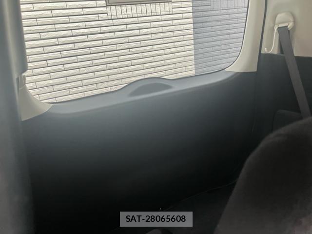 Toyota NOAH HYBRID 2014-10 8526304-9