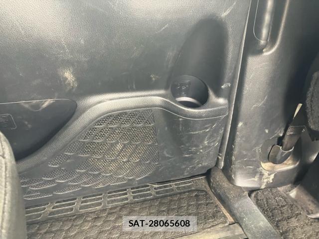 Toyota NOAH HYBRID 2014-10 8526304-17