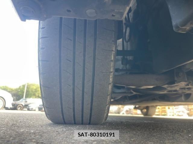 Toyota NOAH HYBRID 2014-06 8526308-17