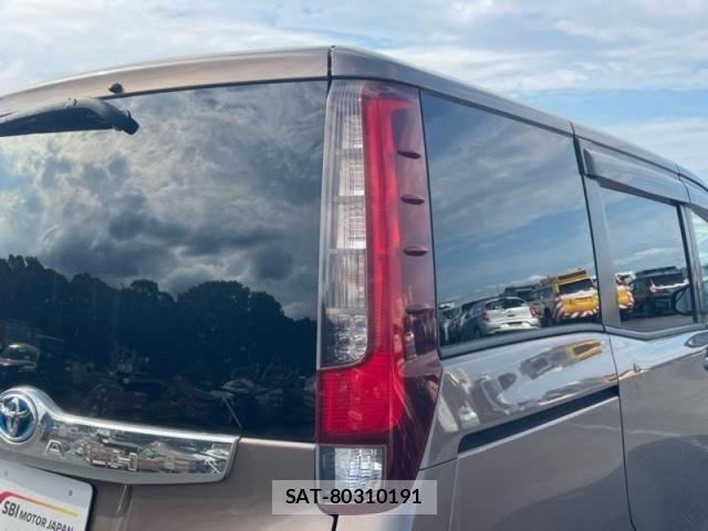 Toyota NOAH HYBRID 2014-06 8526308-25