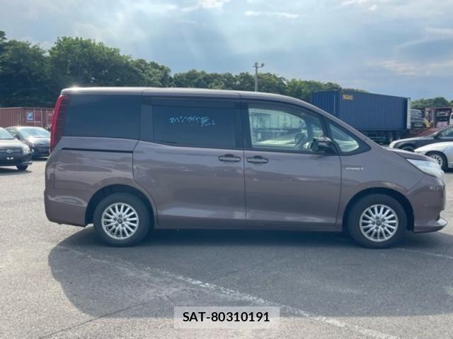 Toyota NOAH HYBRID 2014-06 8526308-5