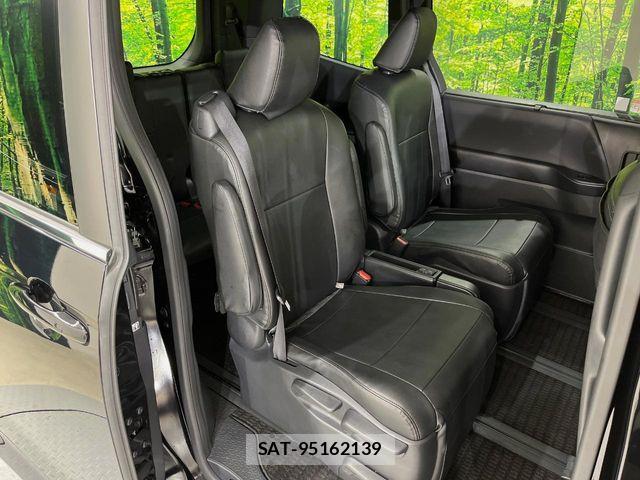 Toyota NOAH HYBRID 2025-04 8526292-8