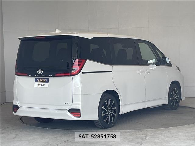 Toyota NOAH HYBRID 2026-03 8562989-1