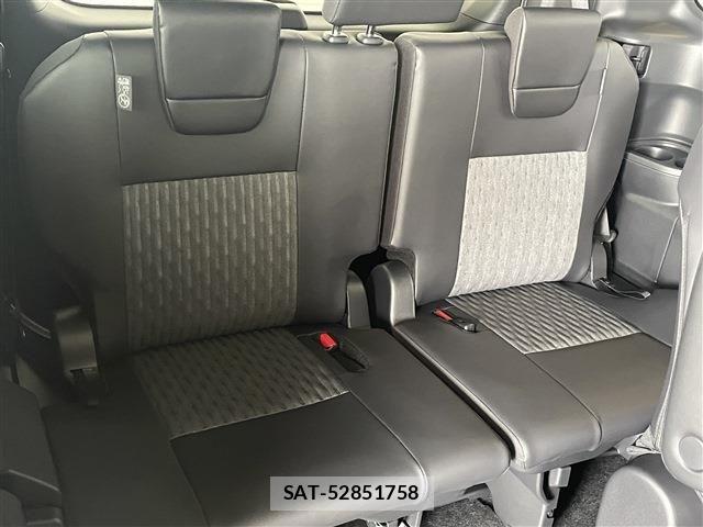 Toyota NOAH HYBRID 2026-03 8562989-28