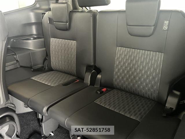 Toyota NOAH HYBRID 2026-03 8562989-29