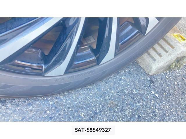 Toyota NOAH HYBRID 2023-10 8562993-23