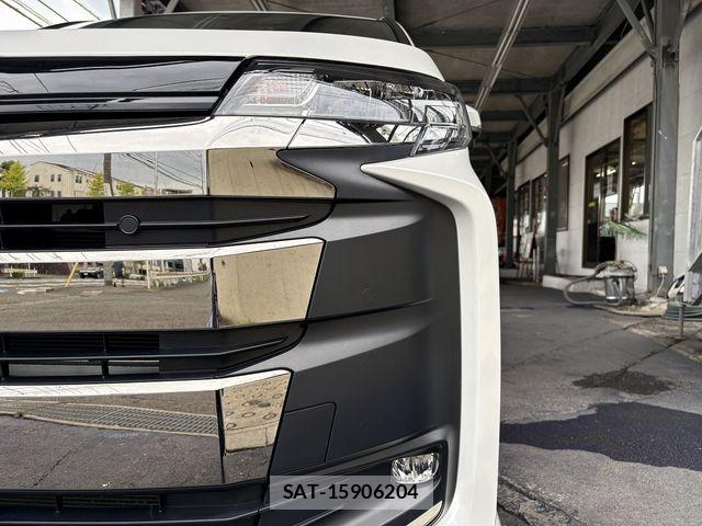 Toyota NOAH HYBRID 2023-10 8562996-17