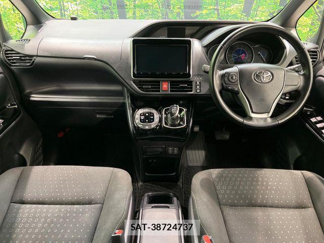 Toyota NOAH HYBRID 2019-11 8562992-1