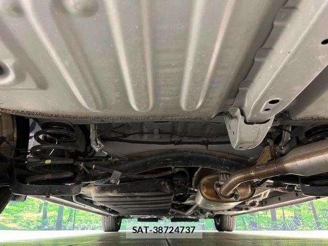 Toyota NOAH HYBRID 2019-11 8562992-19