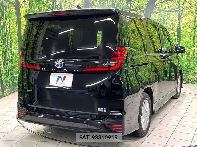 Toyota NOAH HYBRID 2023-09 8562991-17