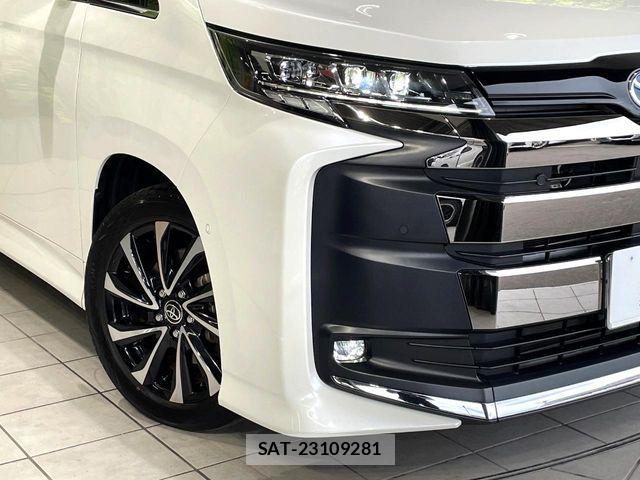 Toyota NOAH HYBRID 2022-06 8562987-12