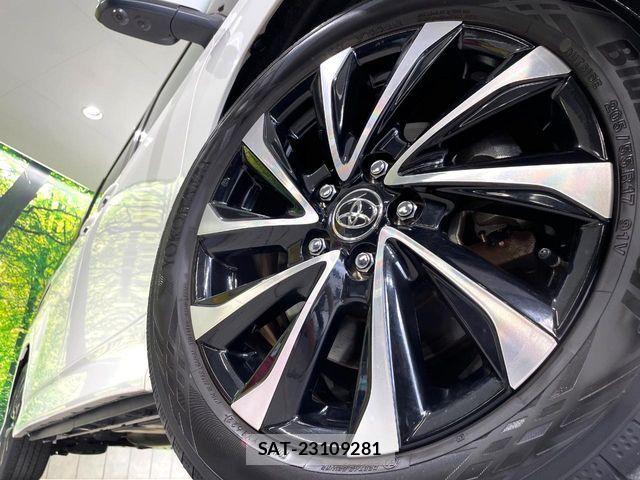 Toyota NOAH HYBRID 2022-06 8562987-13