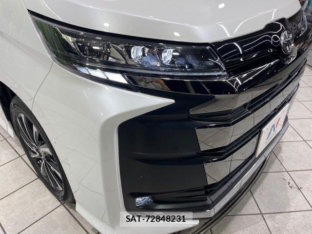 Toyota NOAH HYBRID 2026-01 8562986-11