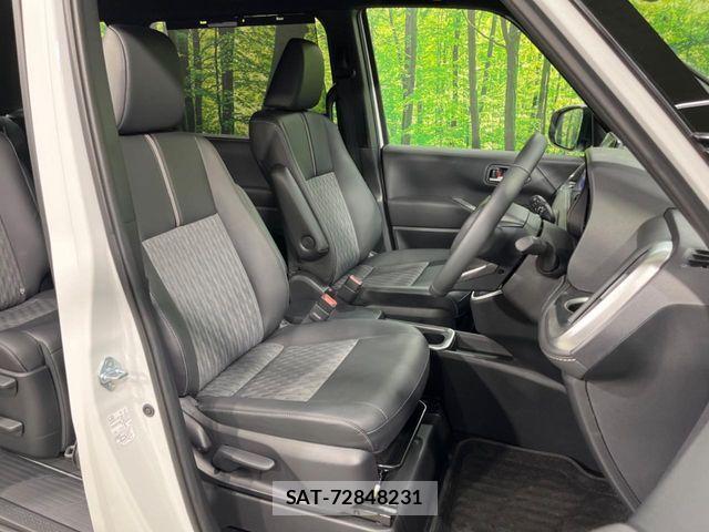 Toyota NOAH HYBRID 2026-01 8562986-7