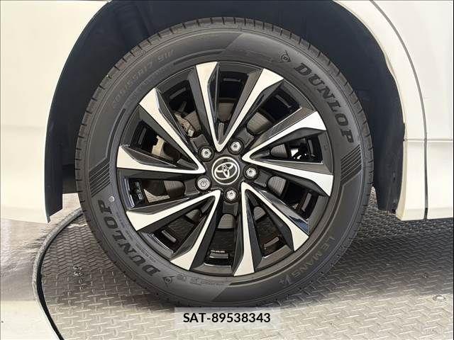 Toyota NOAH HYBRID 2022-04 8562990-25