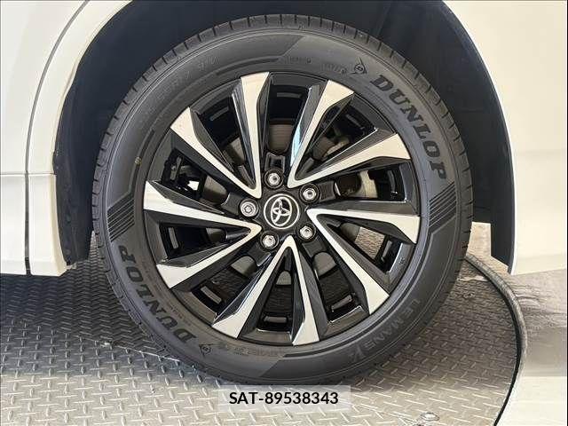 Toyota NOAH HYBRID 2022-04 8562990-26
