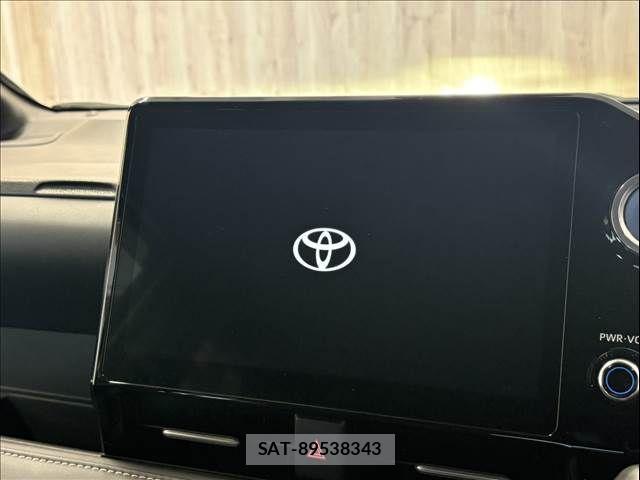 Toyota NOAH HYBRID 2022-04 8562990-3