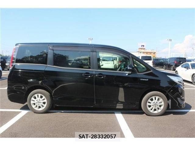 Toyota NOAH HYBRID 2017-12 8562995-13
