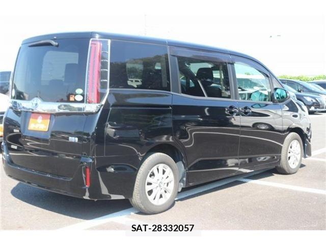 Toyota NOAH HYBRID 2017-12 8562995-15