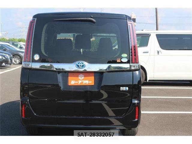 Toyota NOAH HYBRID 2017-12 8562995-16