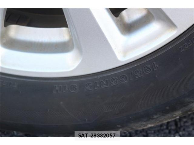 Toyota NOAH HYBRID 2017-12 8562995-25