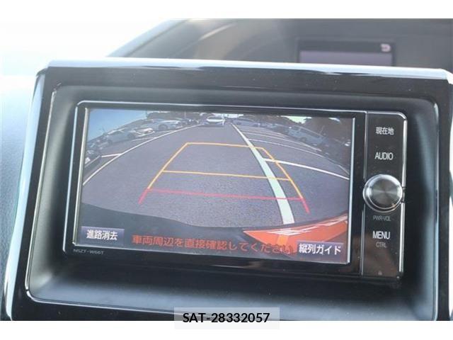 Toyota NOAH HYBRID 2017-12 8562995-3