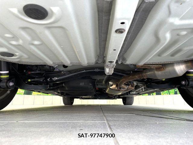 Toyota NOAH HYBRID 2024-07 8562988-18