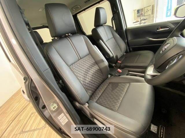 Toyota NOAH HYBRID 2022-12 8628122-9