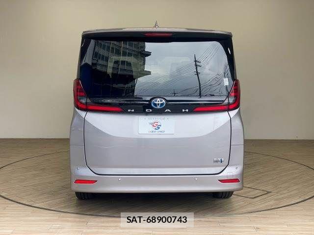 Toyota NOAH HYBRID 2022-12 8628122-15