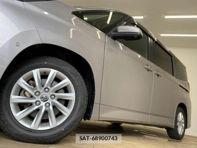 Toyota NOAH HYBRID 2022-12 8628122-18