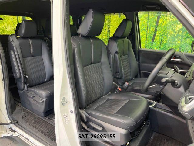 Toyota NOAH HYBRID 2023-09 8628119-7