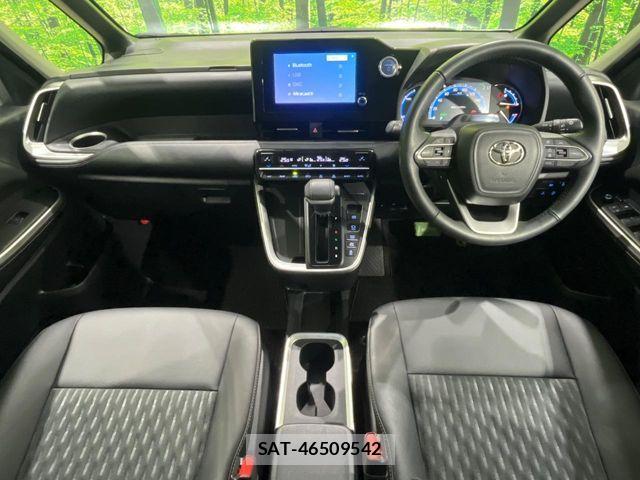 Toyota NOAH HYBRID 2022-10 8628124-1