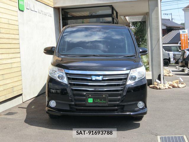 Toyota NOAH HYBRID 2016-01 8628127-4