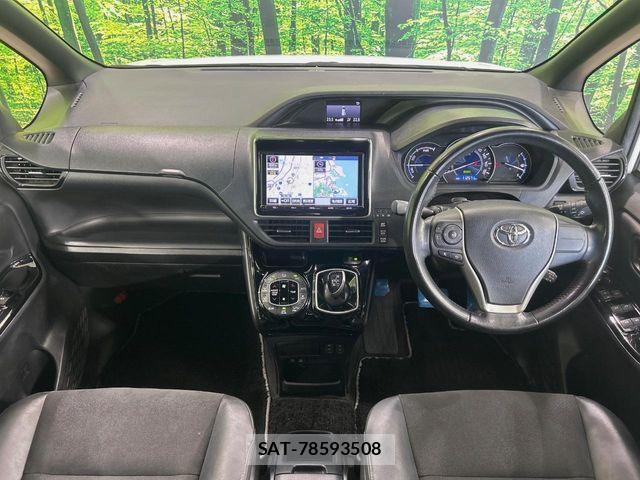 Toyota NOAH HYBRID 2018-05 8628126-1
