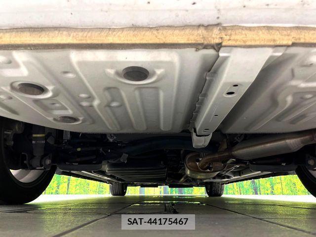 Toyota NOAH HYBRID 2014-06 8628128-19