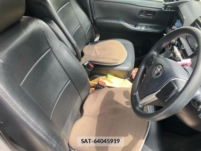 Toyota NOAH HYBRID 2014-05 8628132-13