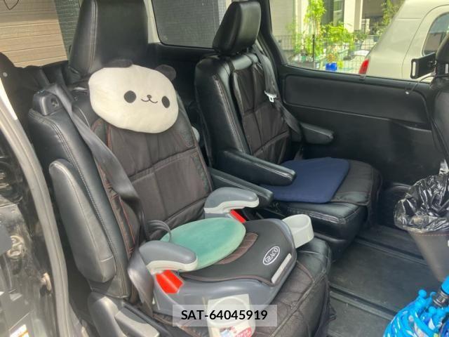 Toyota NOAH HYBRID 2014-05 8628132-16